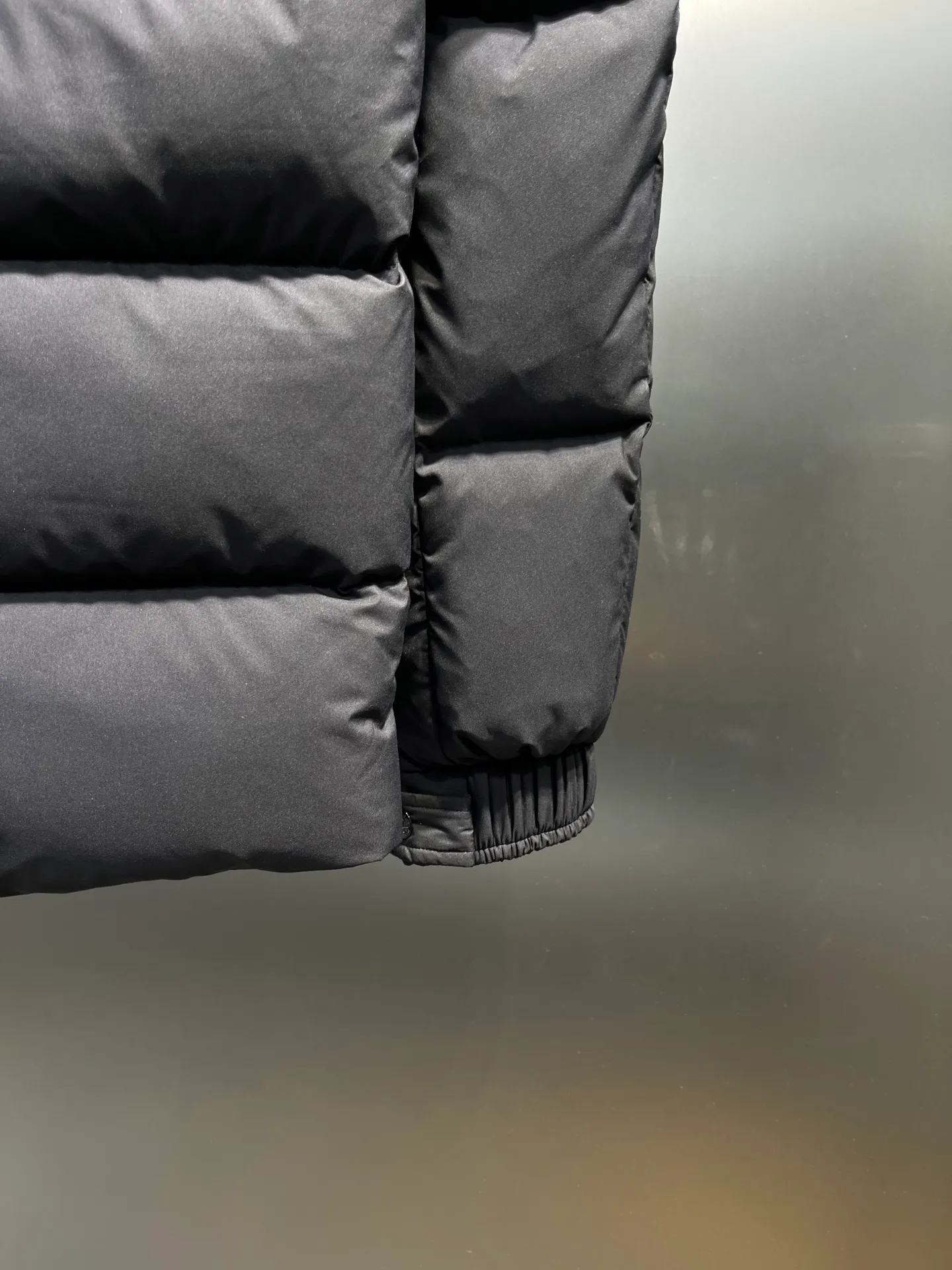 𝗠𝗼𝗻𝗰𝗲𝗿｜ Vezere / longue Saion ， ， 。 、 、 。 。 。 Nfc 95% ， ， Series : 100% ; : 100% ， ， 。 Factory ， ， Factory ， Quality ， 、QA Qc 。 ， ， ！ ， ： 。 ， ：Original ZP ！ Size：1-5